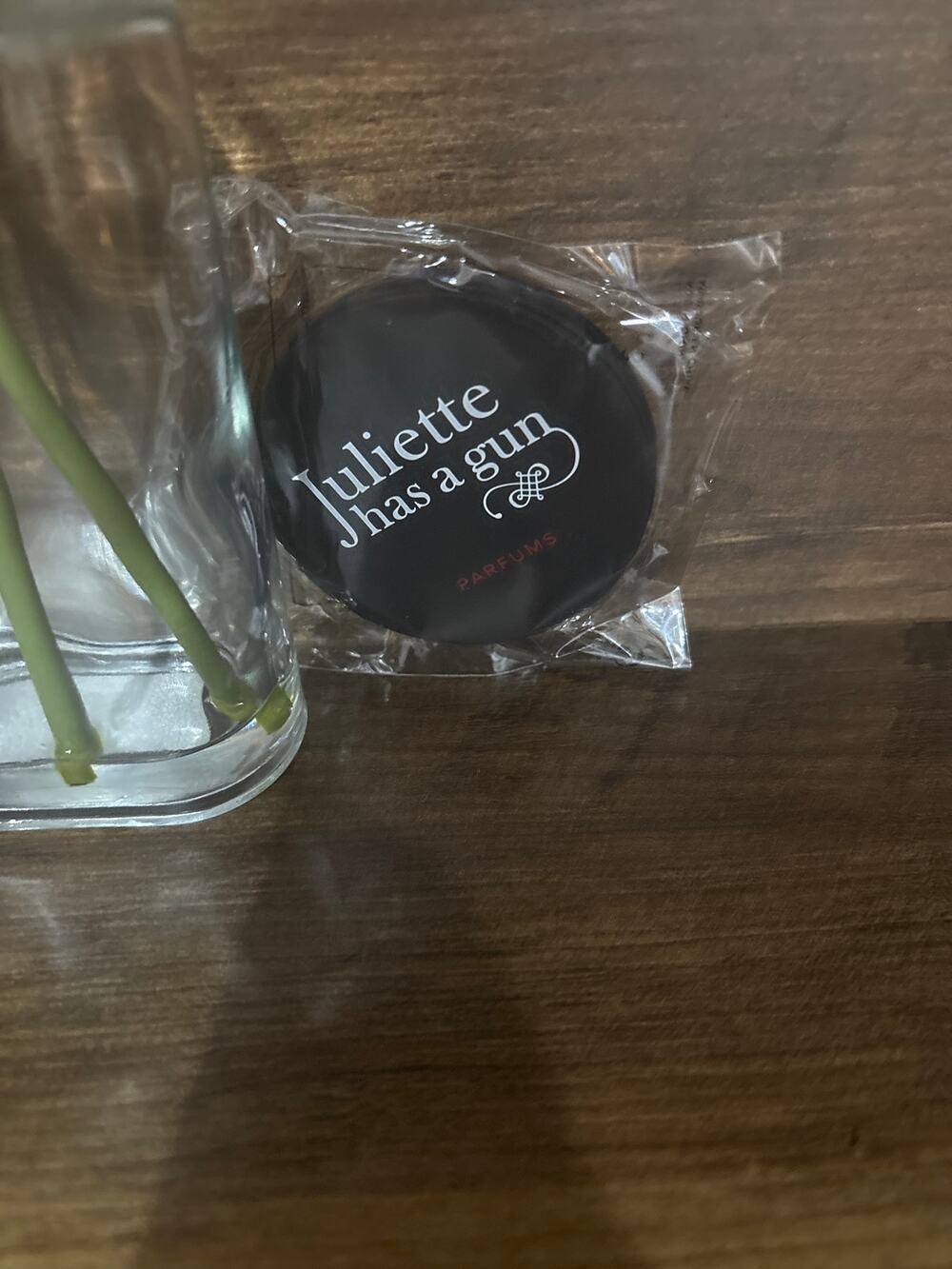 factory-sealed Juliette Has a Gun Parfums Pocket Compact Mirror